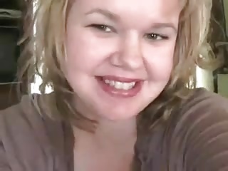 Amateur kirmess milf squirting all about over herself